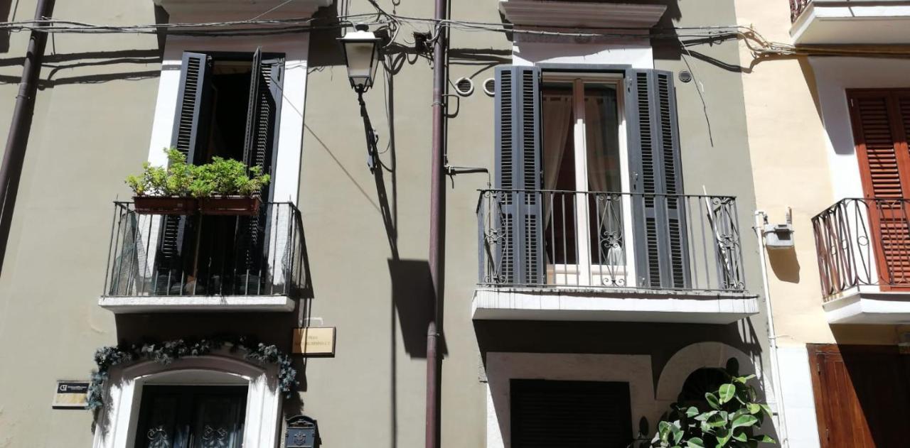 Intendenza 32 Suite Historical Centre Bari Exterior photo